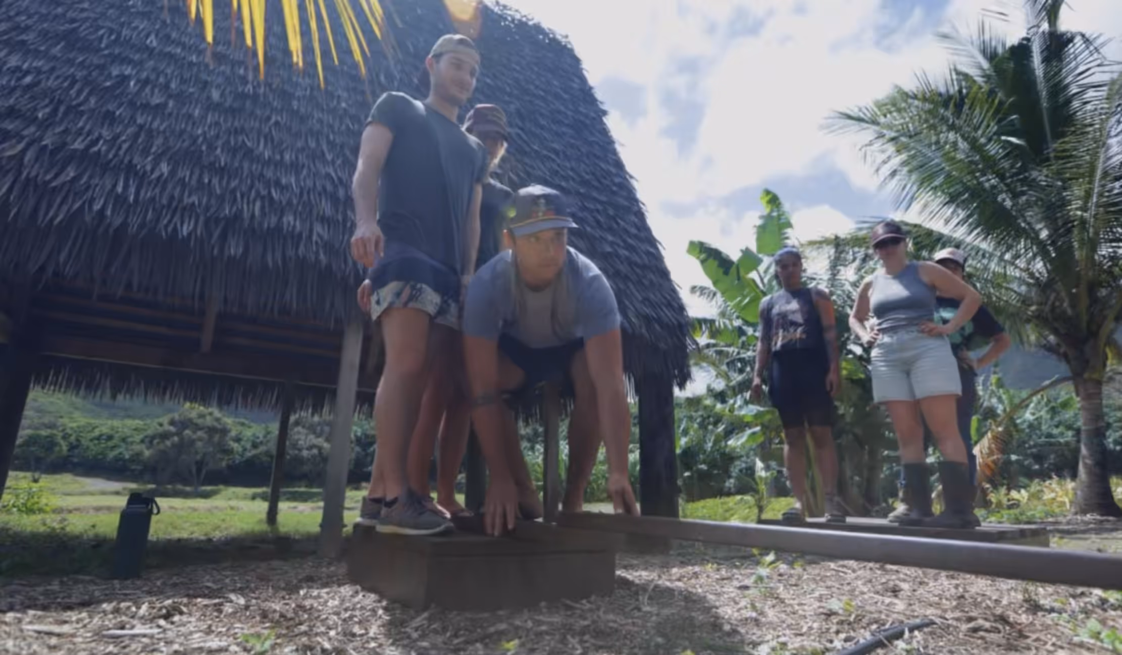 Corporate Team Building Mauka - Crossing Activity