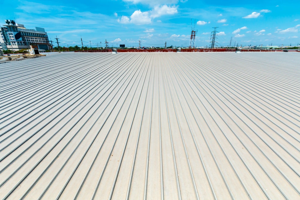 Low Slope White Commercial Roof
