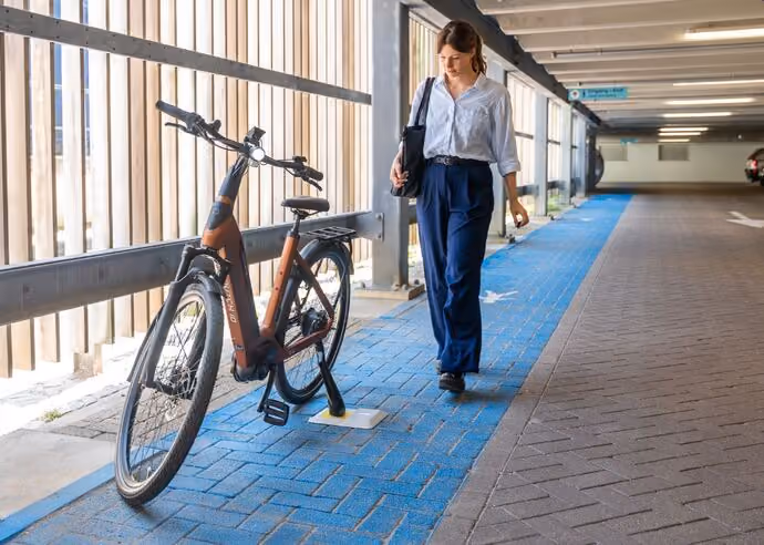 Tiler woreless charging solution for e-bikes