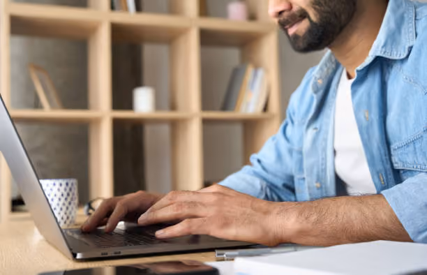 Copy.ai vs Writesonic: AI Copywriting Tools Compared