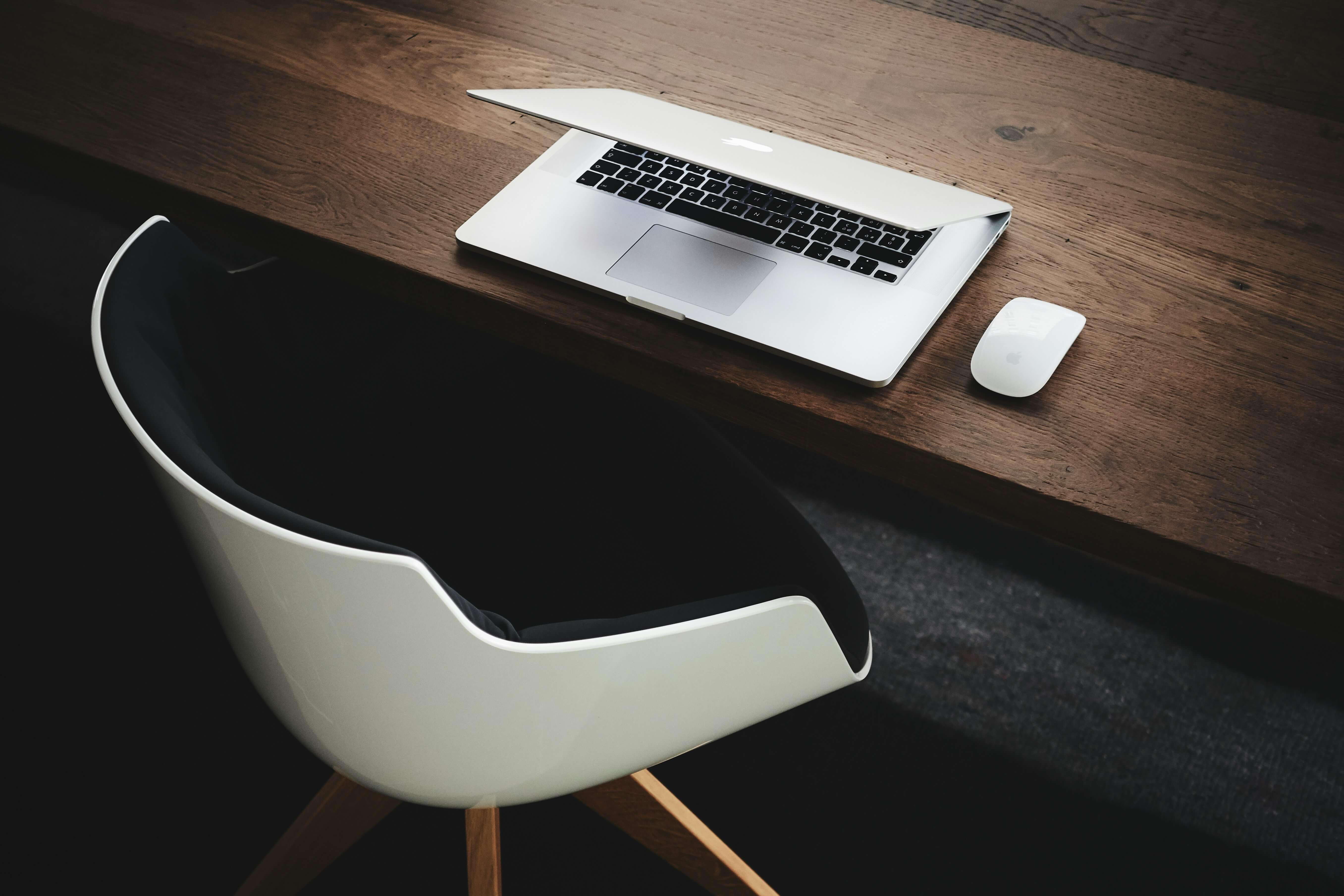 6 Best Apps for Writing Essays in 2026