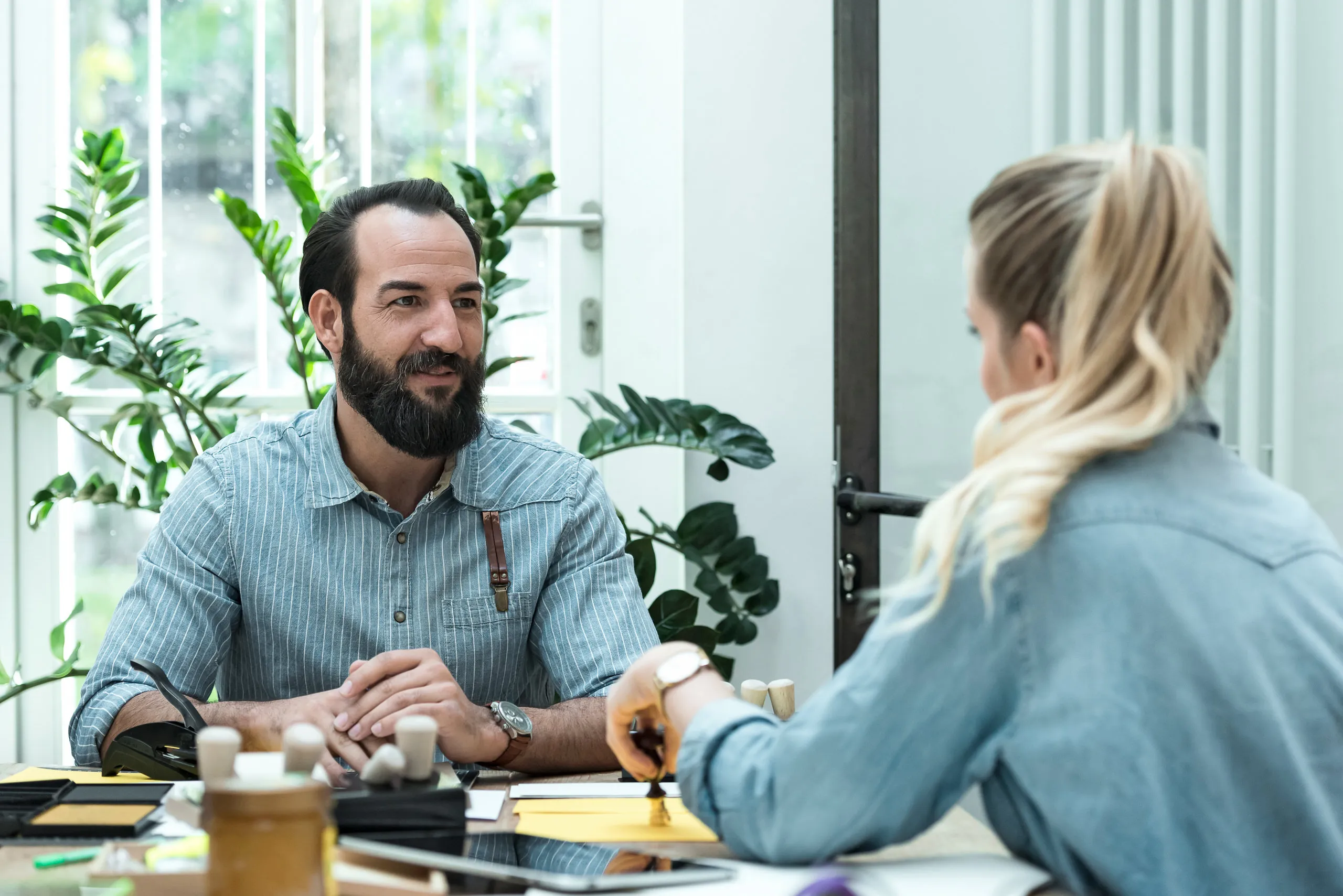 Branding FAQ – Häufige Fragen zur Zusammenarbeit mit Büro Bloock