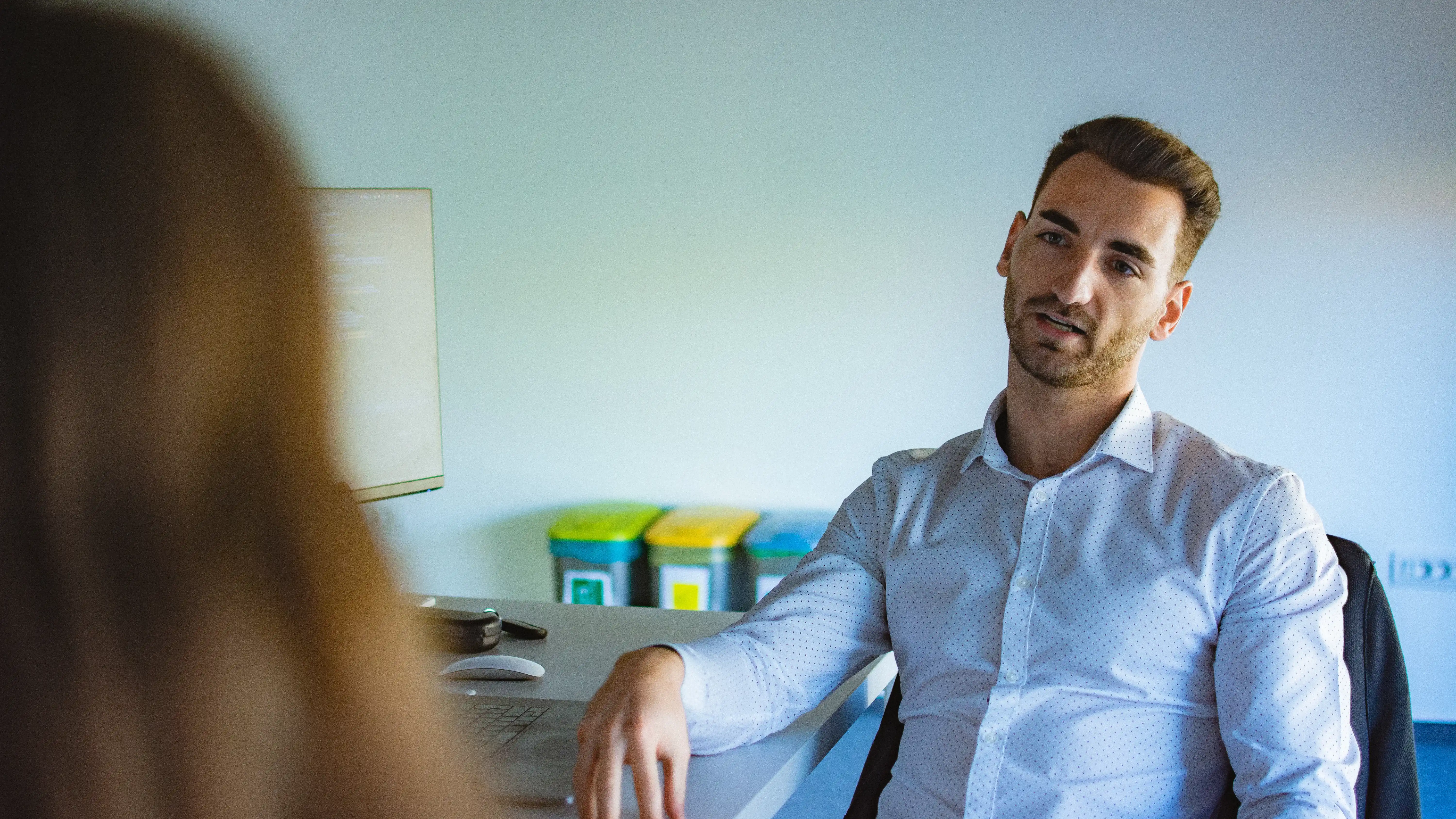 Picture of Razvan Bretoiu, CTO Linnify, talking about Agent Kit.
