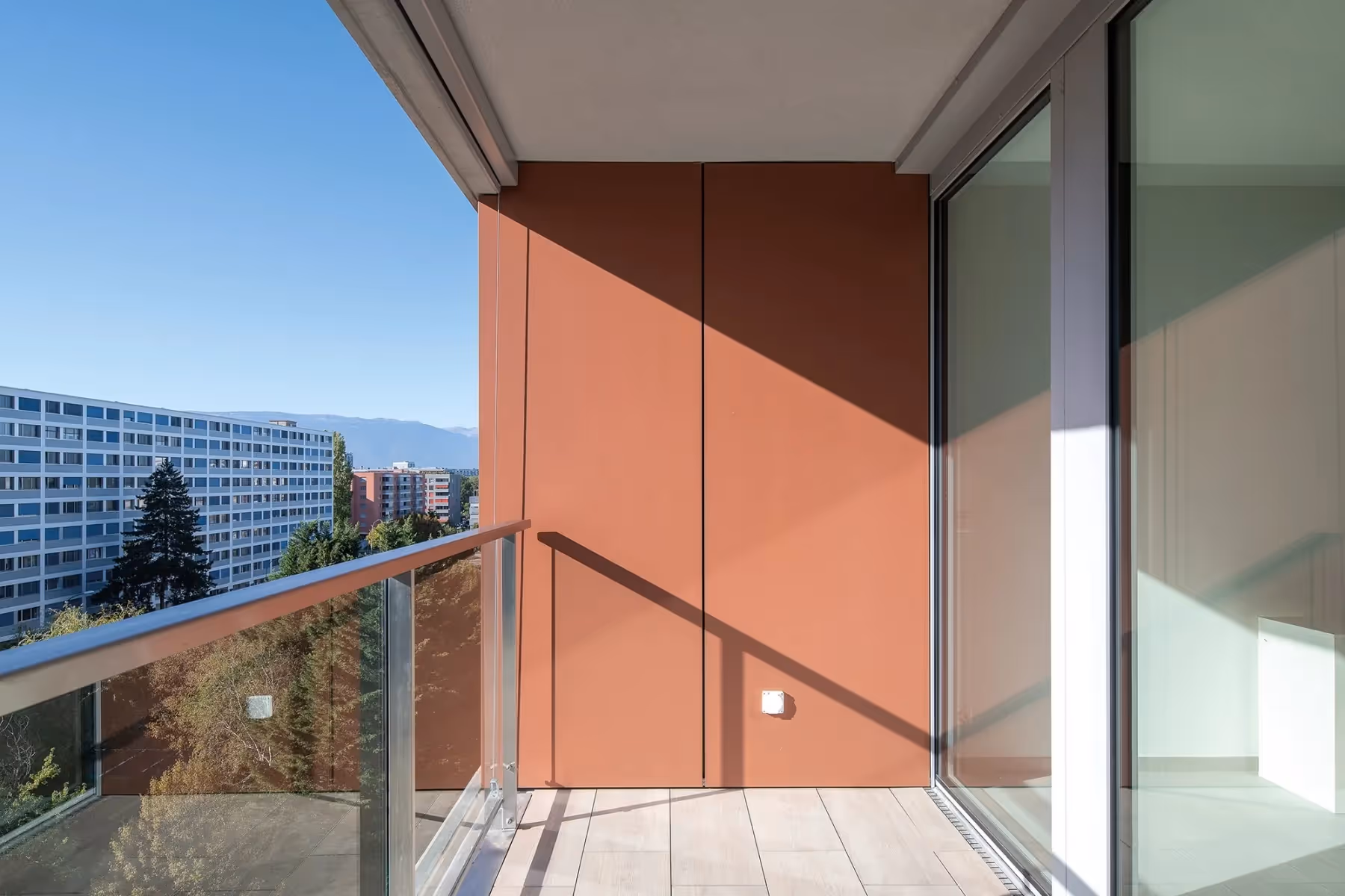 Photo Gallery Tour Saint-Marc