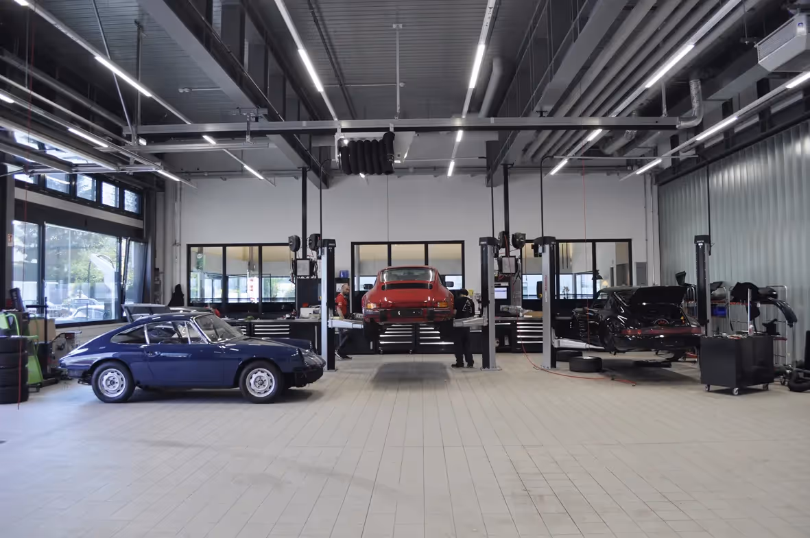 Photo Gallery Centre Porsche Genève