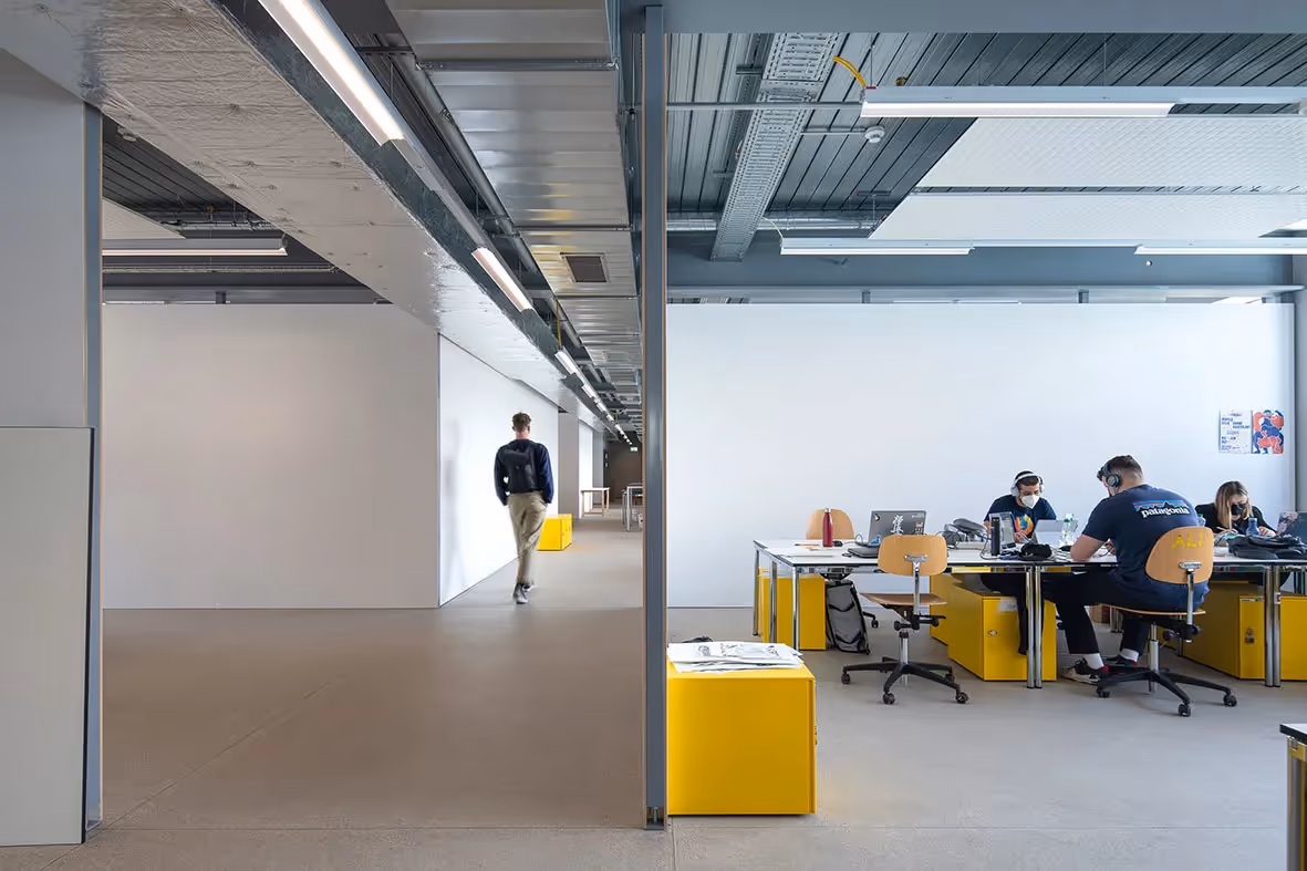 Photo Gallery Haute École d'Art et de Design - Head