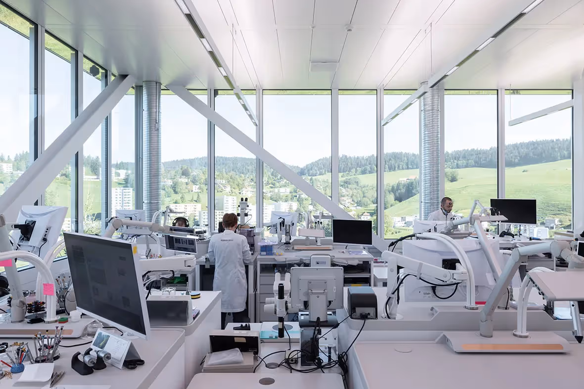 Photo Gallery Manufacture Audemars Piguet