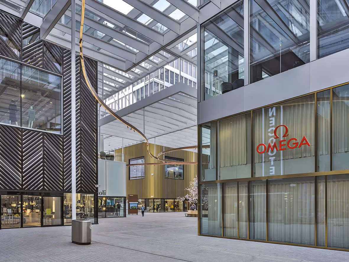 Photo Gallery The Circle - F