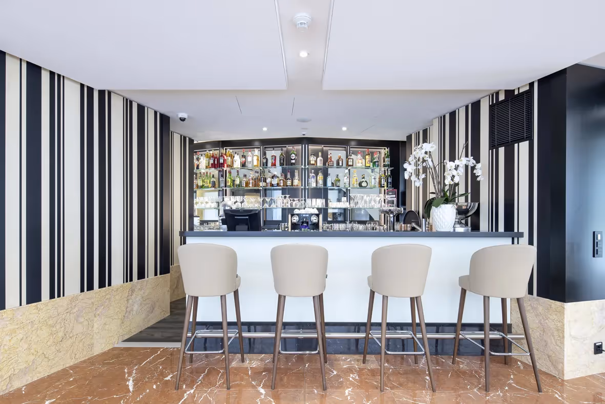 Photo Gallery Nash suites hôtel, Nash pratik