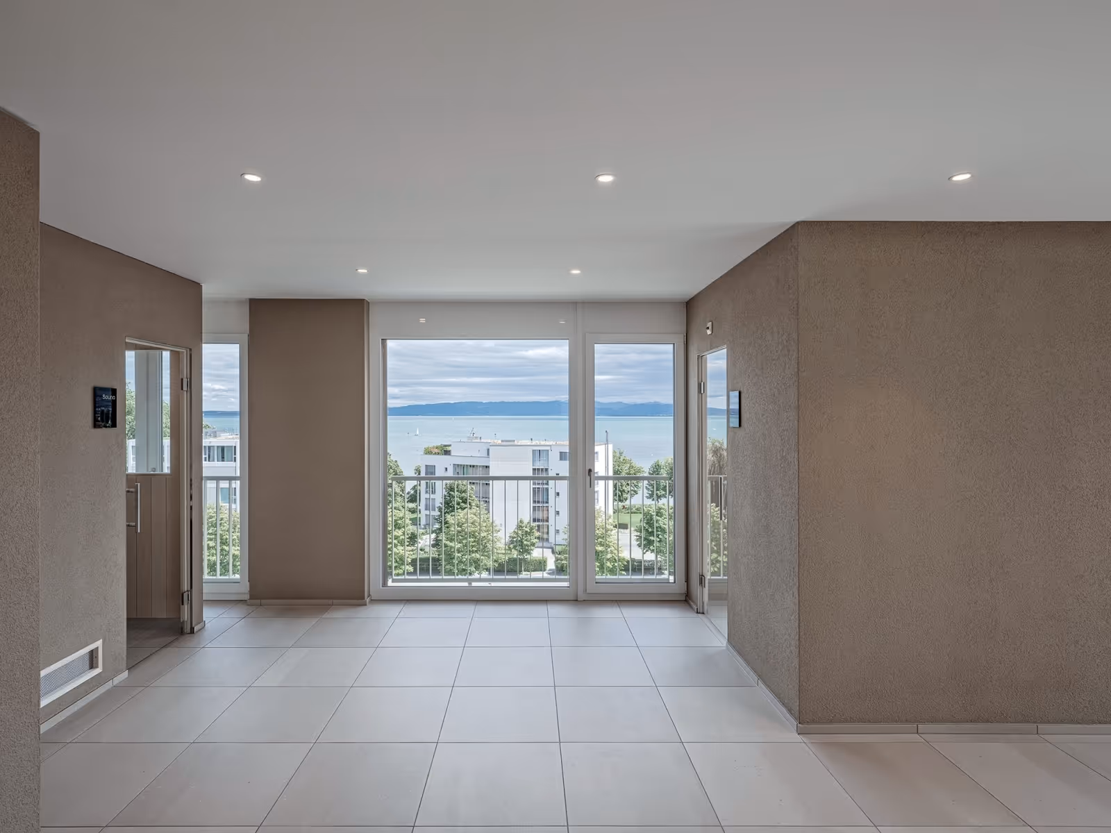 Photo Gallery b_smart Hotel - E