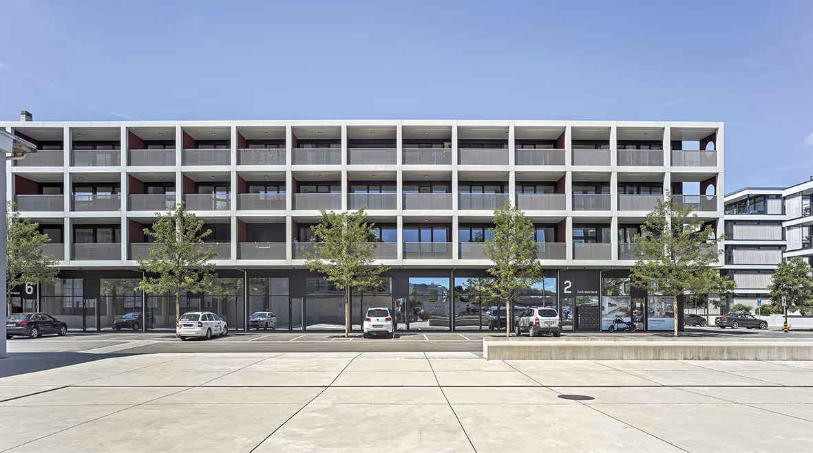 Photo Gallery Living on the Saurerplatz
