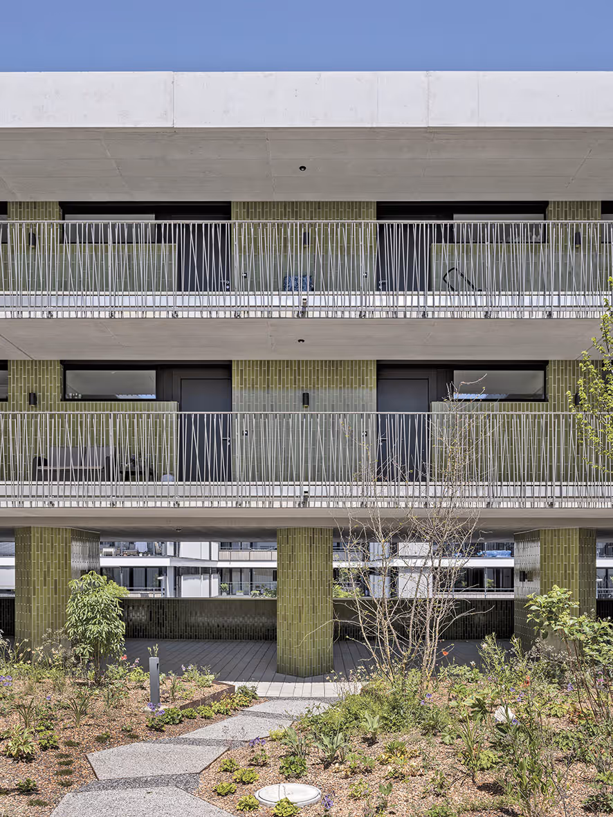 Photo Gallery Living on the Saurerplatz