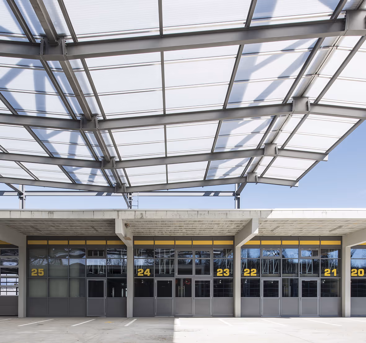 Photo Gallery Centre de logistique civile et militaire