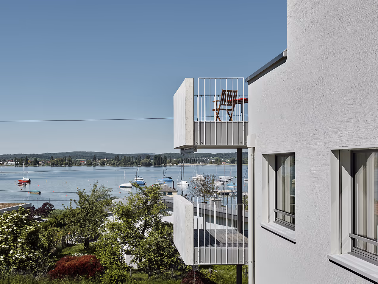 Photo Gallery Fleur du Lac - D