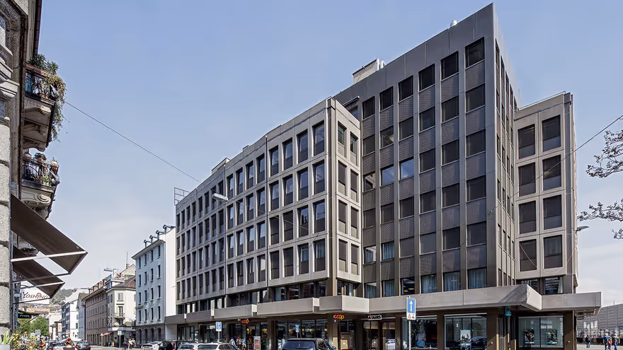 Photo Gallery Zollstrasse 42 - D