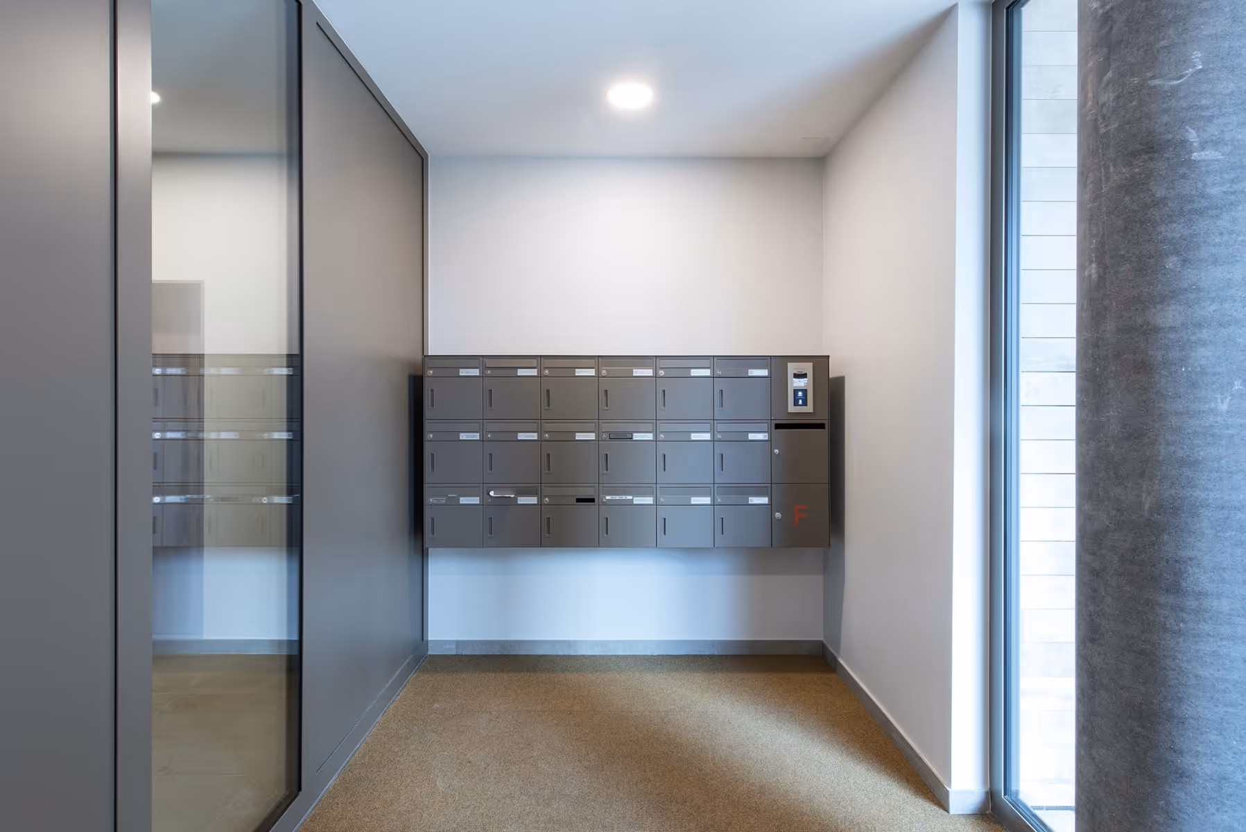 Photo Gallery Maisonneuve 12 - 14