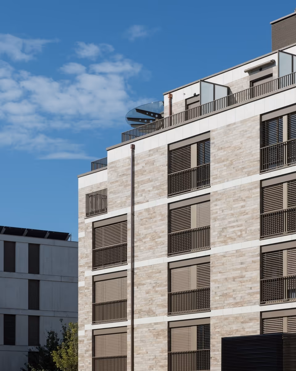 Photo Gallery Maisonneuve 12 - 14
