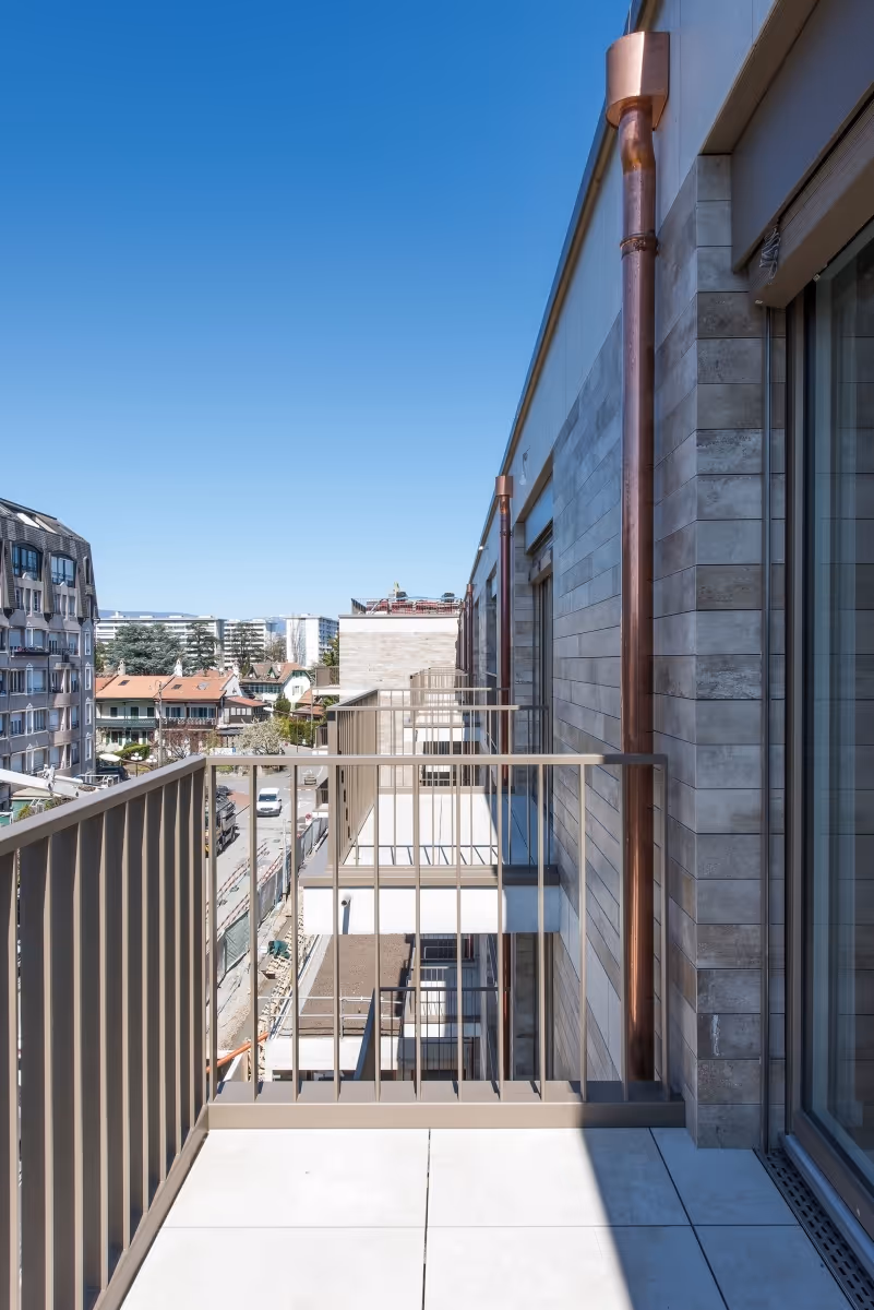 Photo Gallery Maisonneuve 12 - 14