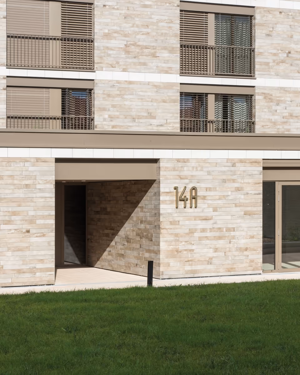 Photo Gallery Maisonneuve 12 - 14