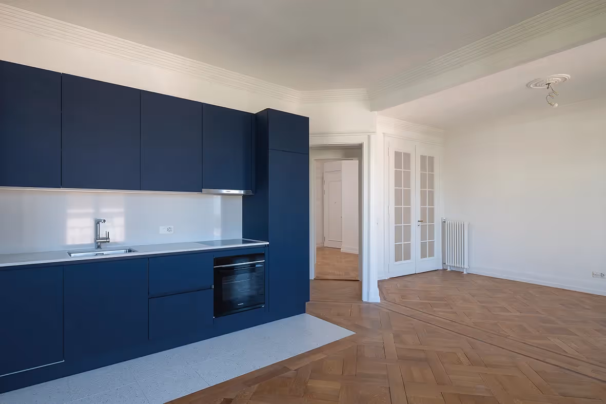 Photo Gallery Tissot 16 - 18