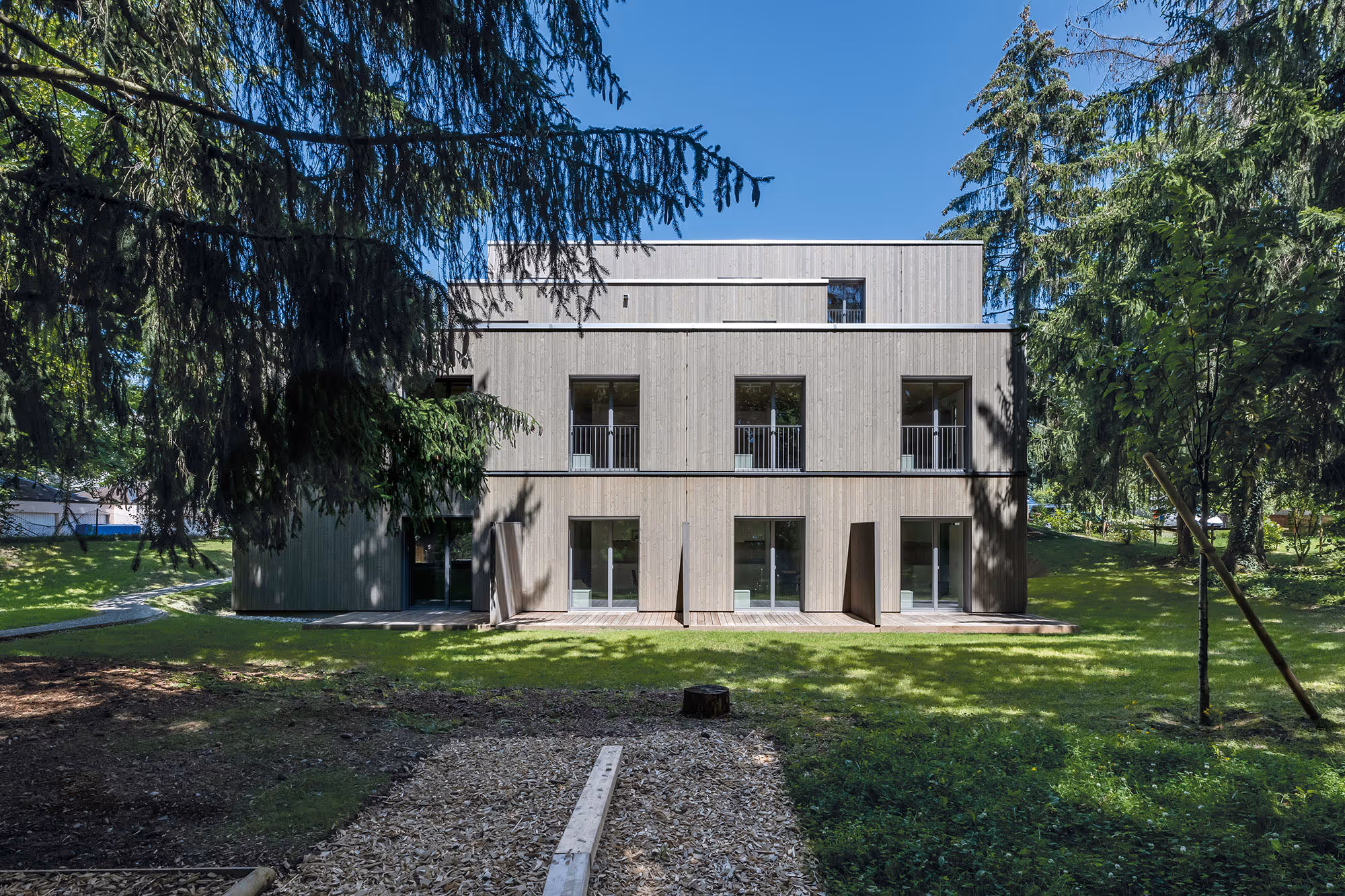 Photo Gallery Isabelle-de-Montolieu 90-92