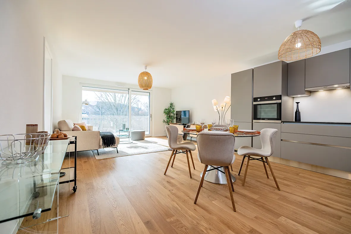 Photo Gallery La Myonaz