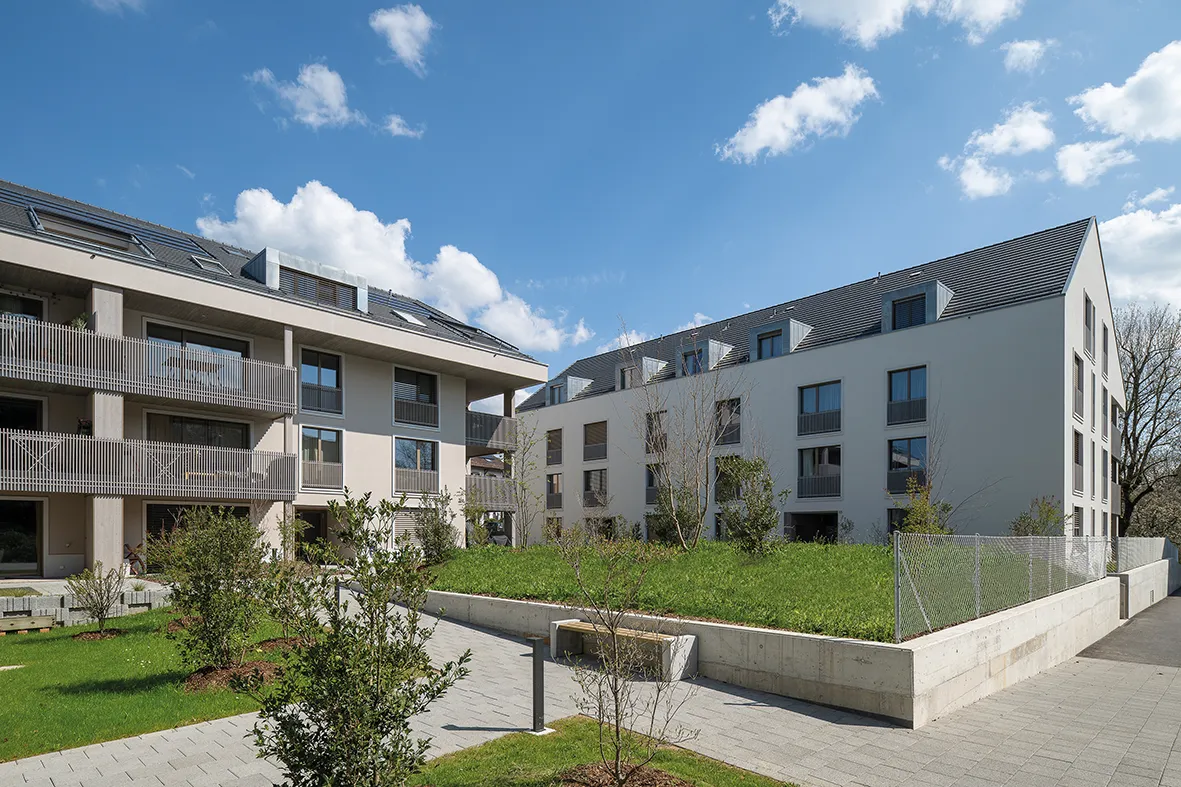 Photo Gallery La Myonaz