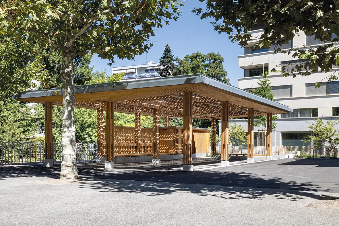 Photo Gallery Préau de l'école Place Favre