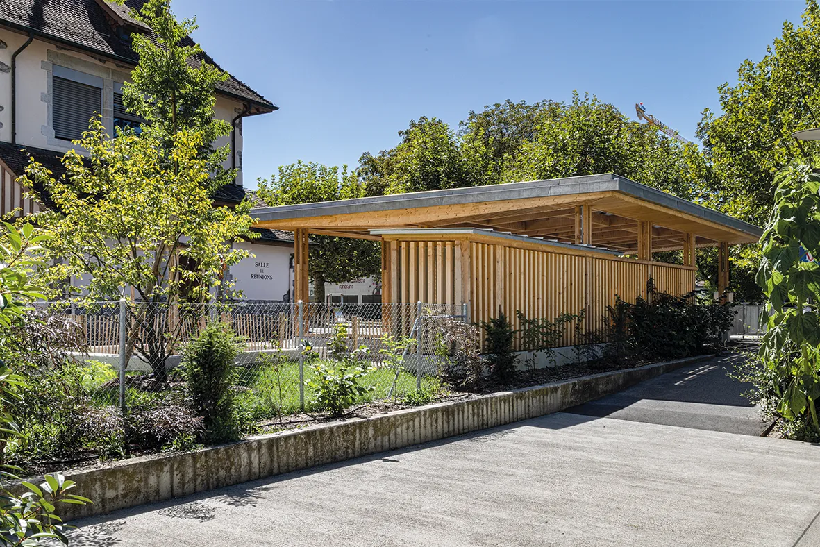 Photo Gallery Préau de l'école Place Favre