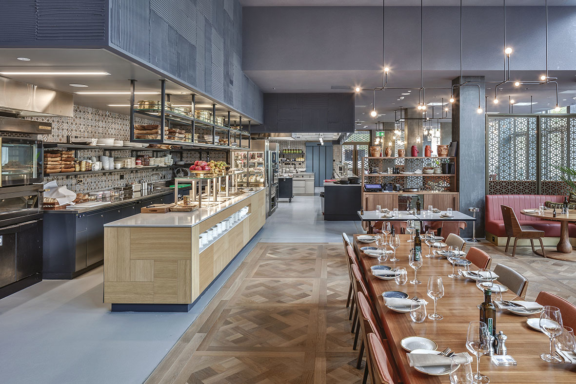 Photo Gallery The Circle - E