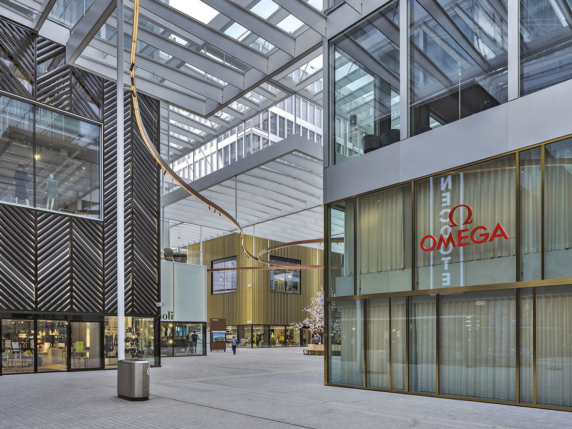 Photo Gallery The Circle - E