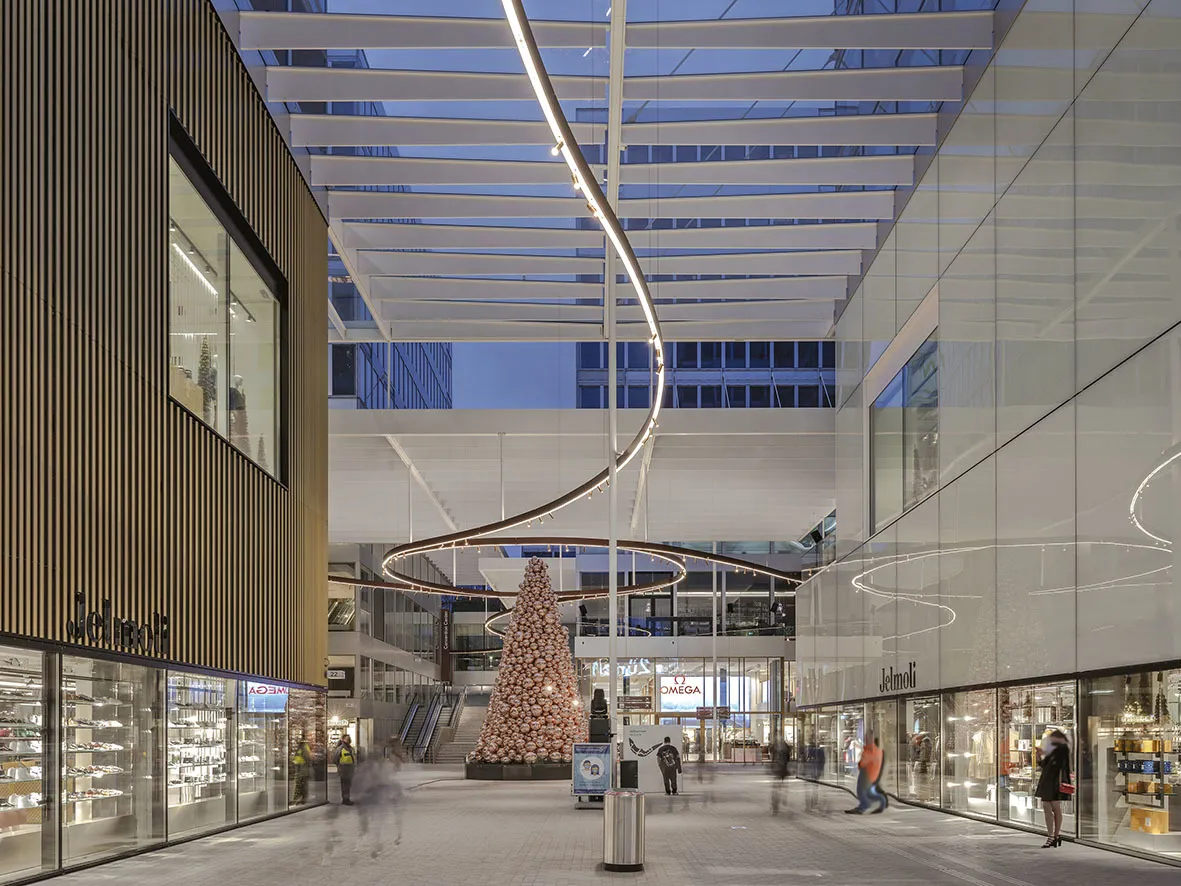 Photo Gallery The Circle - D