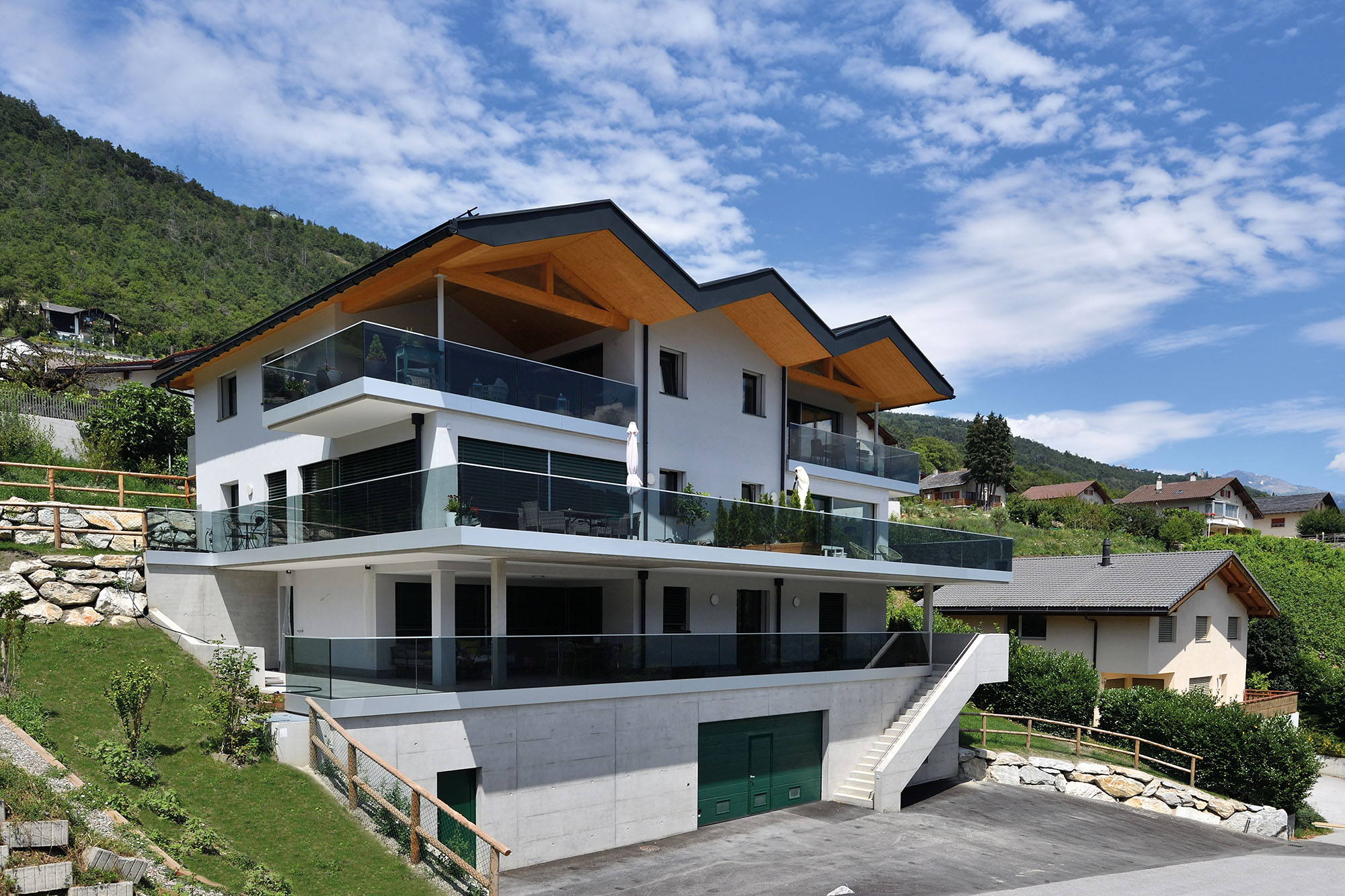 Photo Gallery Immeuble Tomba