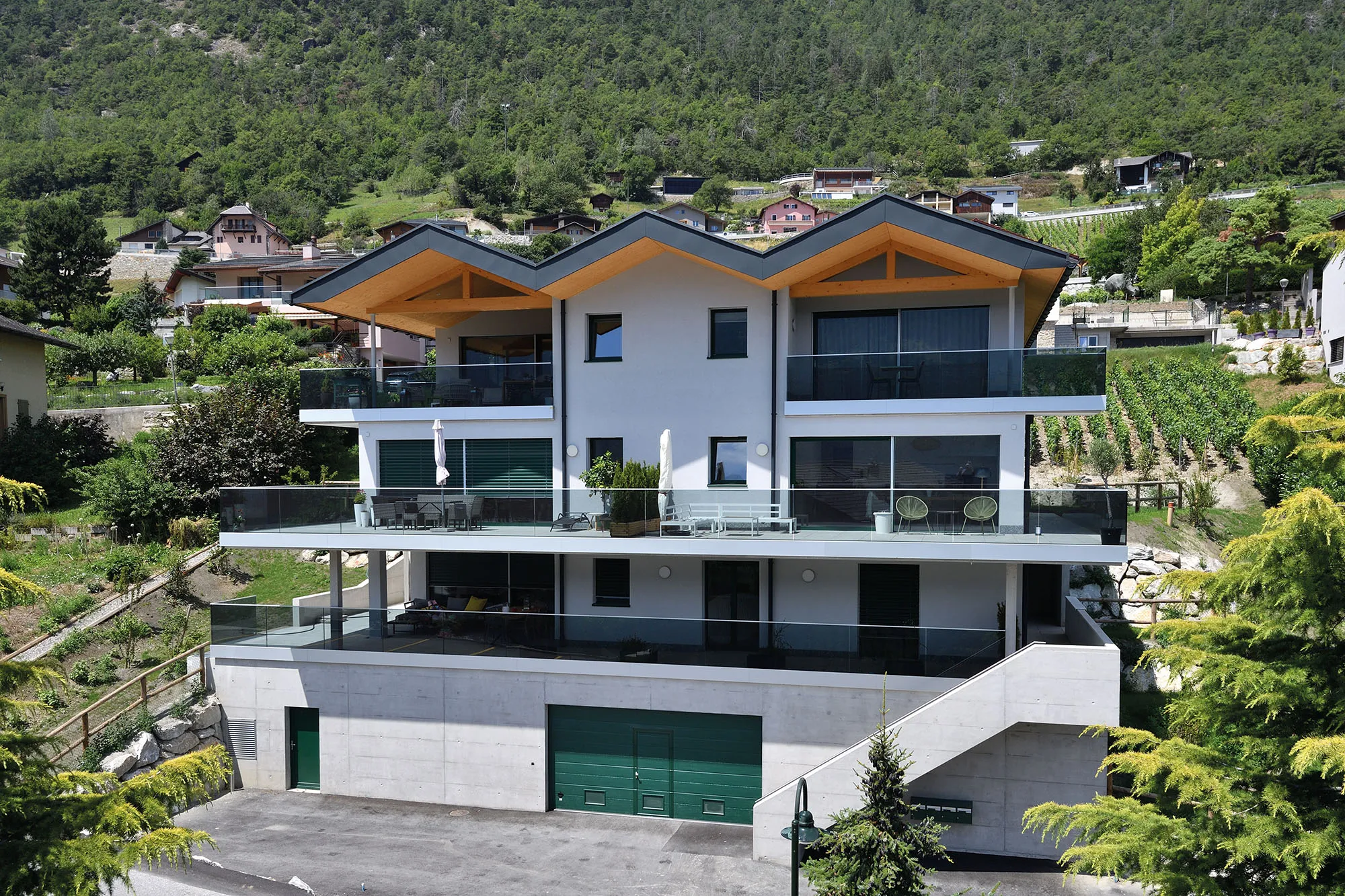 Photo Gallery Immeuble Tomba