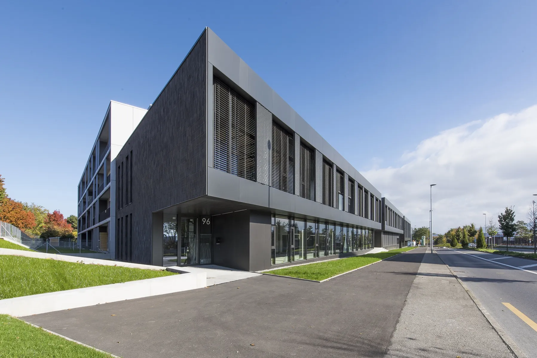 Photo Gallery Caillat