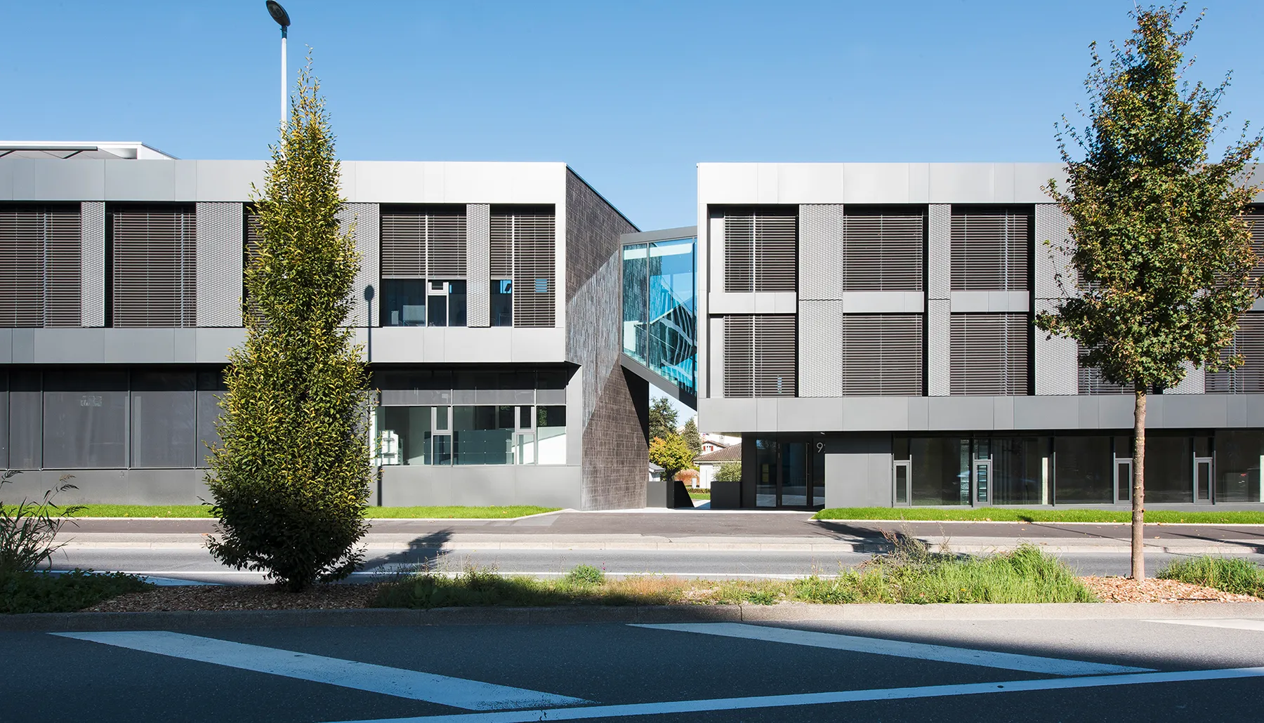 Photo Gallery Caillat