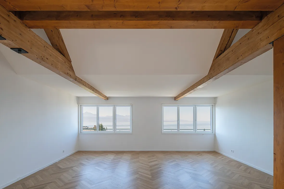 Photo Gallery Tissot 16 - 18