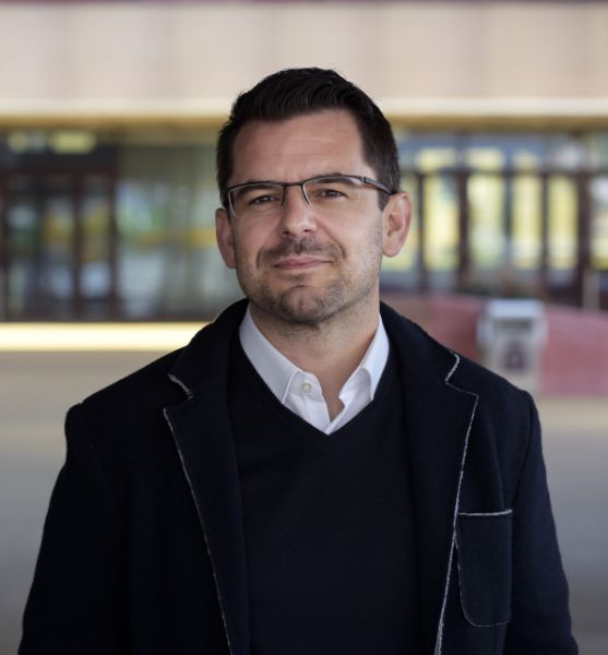 Image Oscar Valeiras