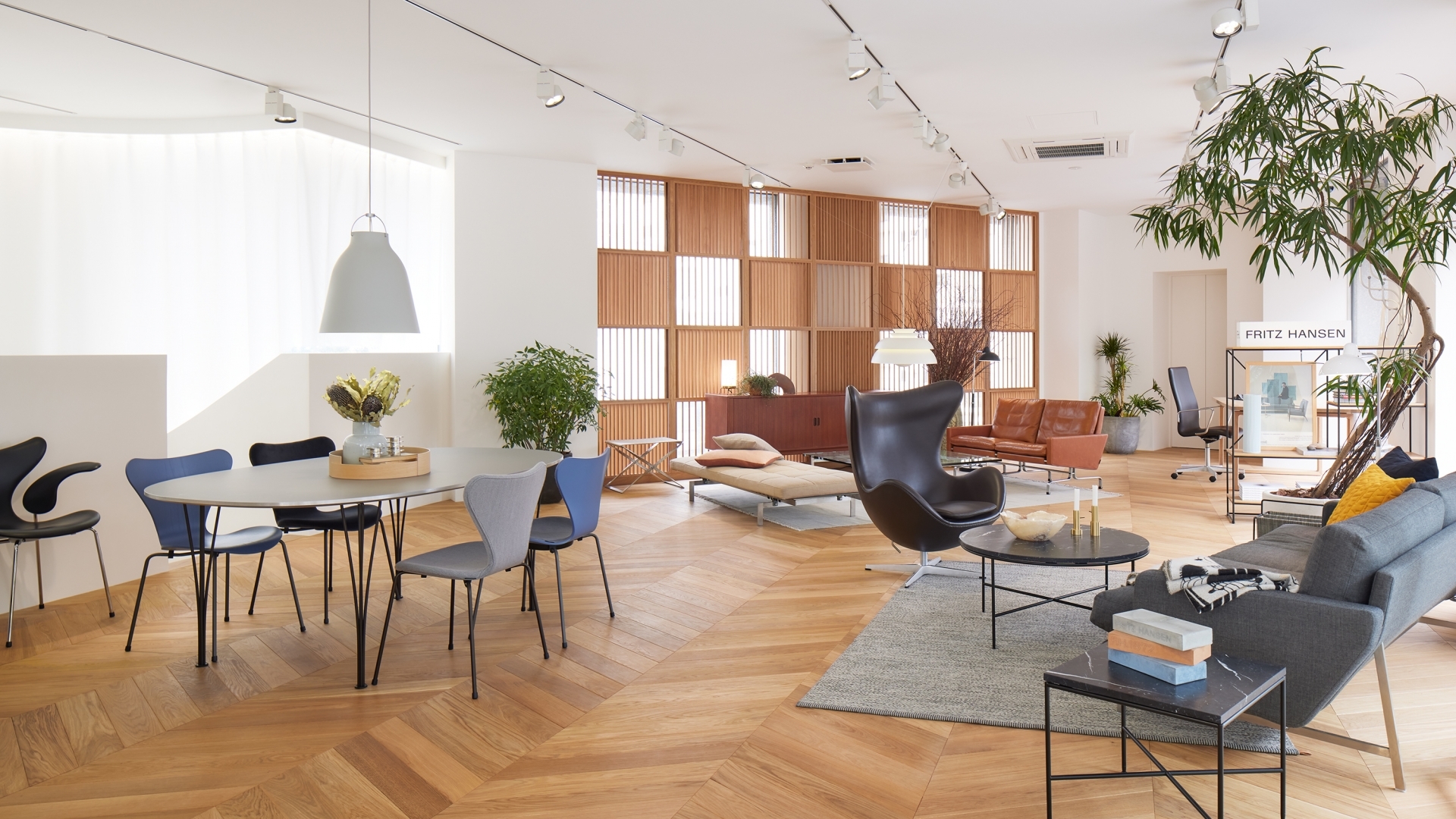 Produit Fritz Hansen | Chaise polyvalentes Serie 7