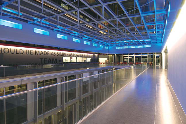 Photo Gallery EPFL Bâtiment des communications