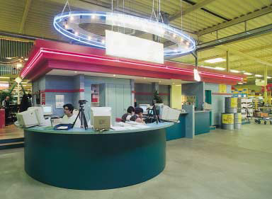 Photo Gallery Centre de Distribution Cash + Carry