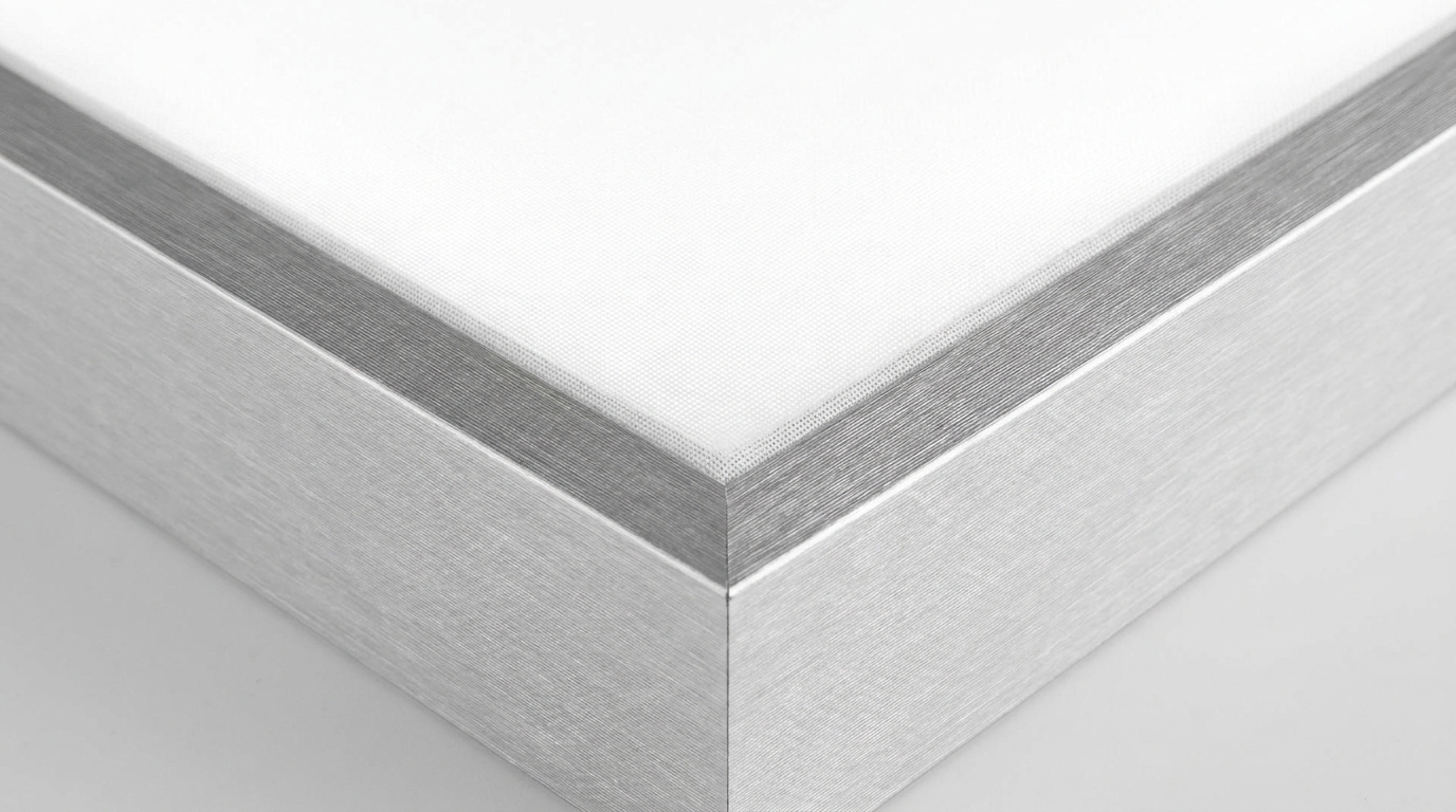 6a4d09a6f2ca814984ac820d_toile-diffusante-caisson-lumineux-Ateliers Cassandre.png