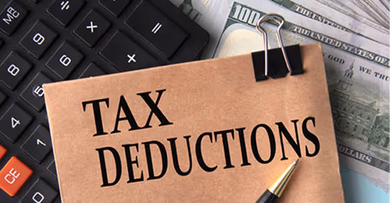 IRS document highlighting 2025 tax rules for tips and overtime income deductions