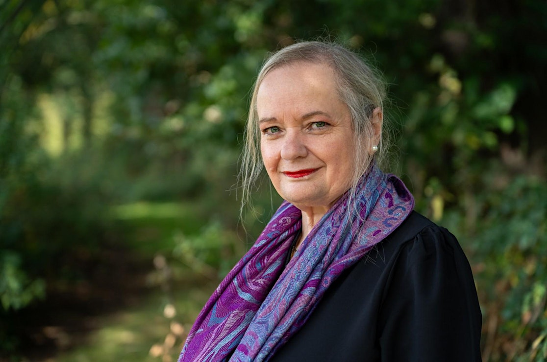 Dr Wendy Wood 