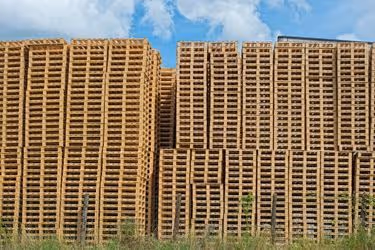 Pallets stacked very close