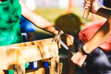 Repairing a wooden pallet