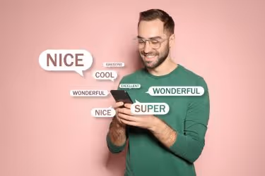 Man leaving a review online