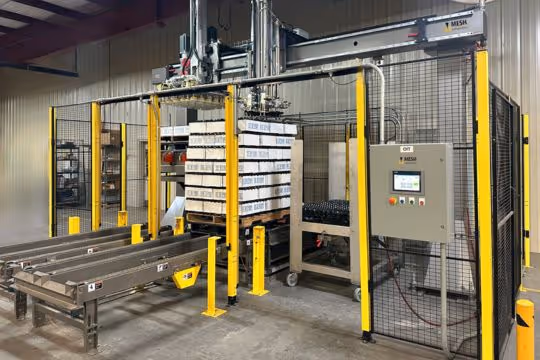 Automation & Robotics in Pallet Production - Robotic Palletizer