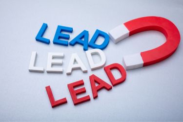 Magnet attracting leads