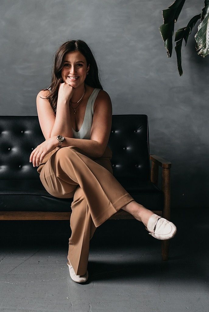 Headshot of Amanda Charles a financial planner in St. Paul